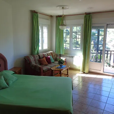Turisticos Cumbres Verdes Apartament La Zubia (Granada)